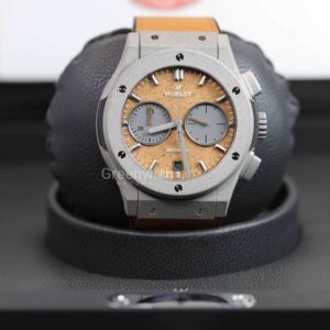 Hublot 1