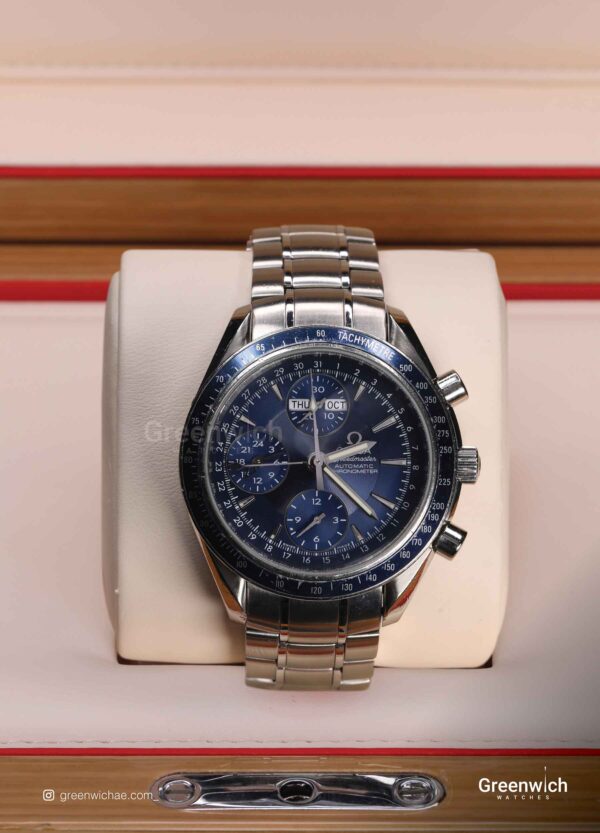 Omega Speedmaster Day-Date 40